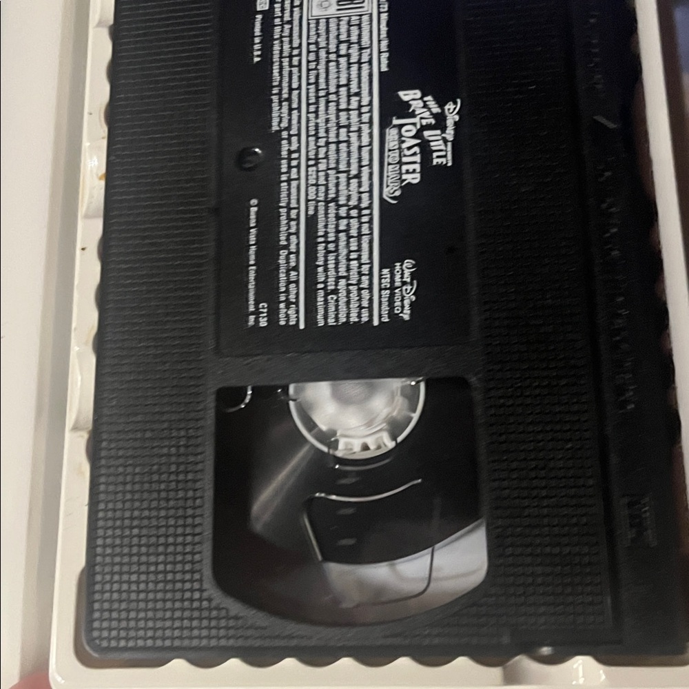 Disney VHS bundle #301 - Picture 2 of 3